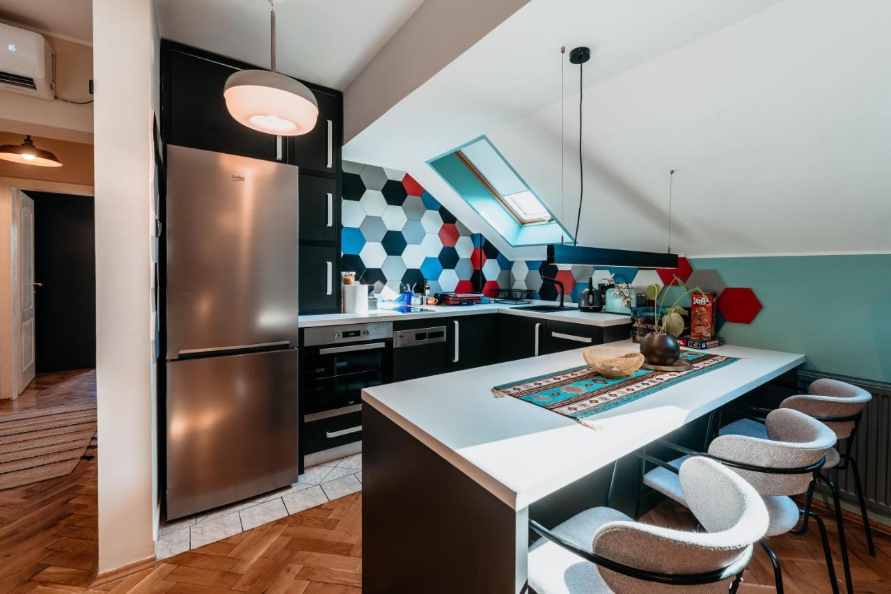 Lägenhet Iresidence - Free Parking Novi Sad