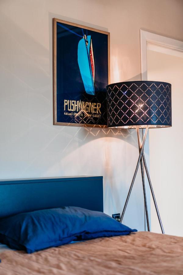 Lägenhet Iresidence - Free Parking Novi Sad