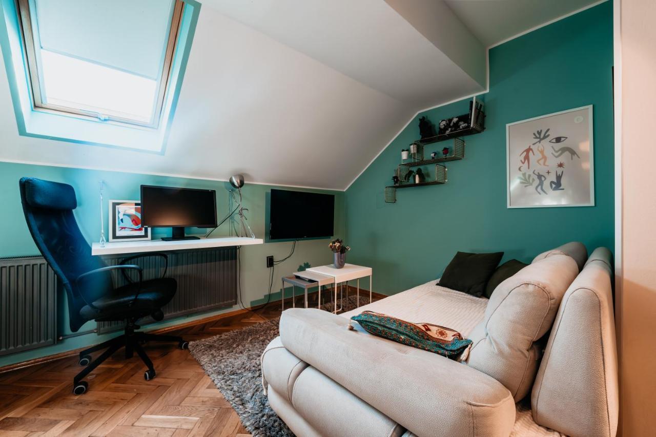 Lägenhet Iresidence - Free Parking *